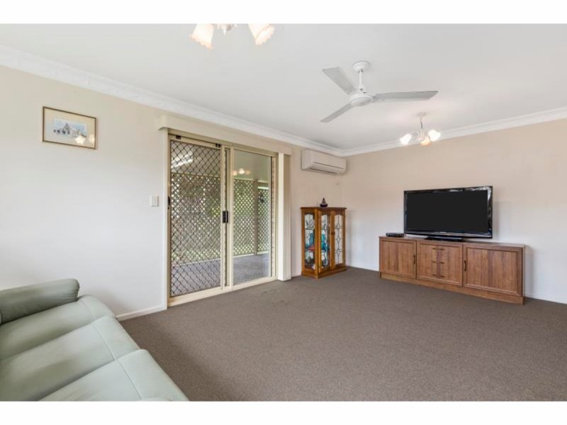 77 Leamington Street, Berserker QLD 4701